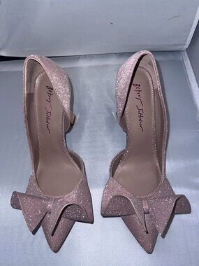 Betsey Johnson Nobble Pump